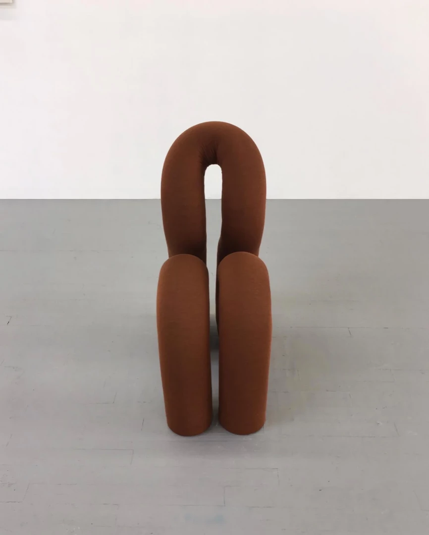 7M Chair - Image 2