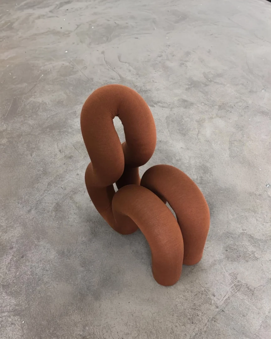 7M Chair - Image 5