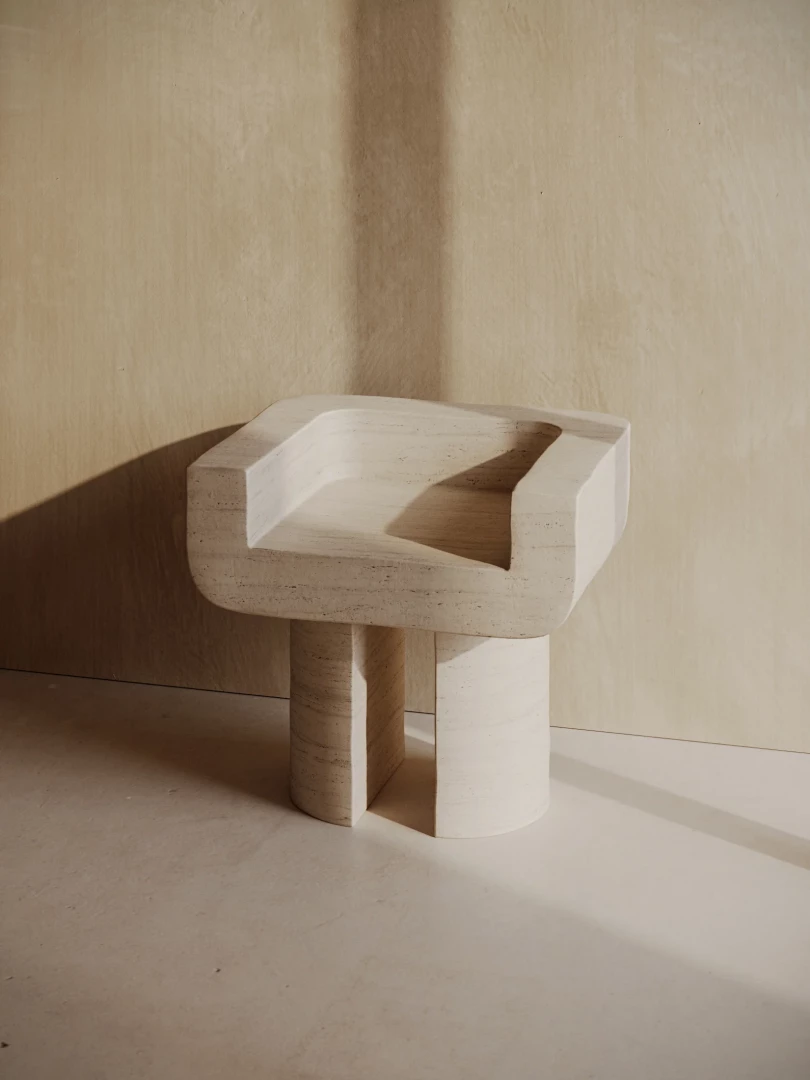 M_001 Chair - Image 3